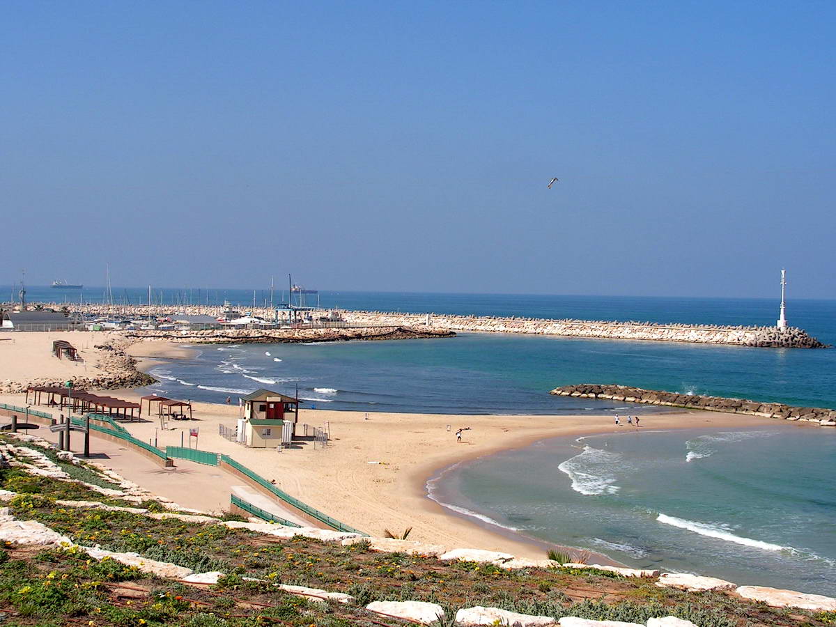 http://www.angi.ru/userfiles/image/failes/beaches-in-Israel.jpg