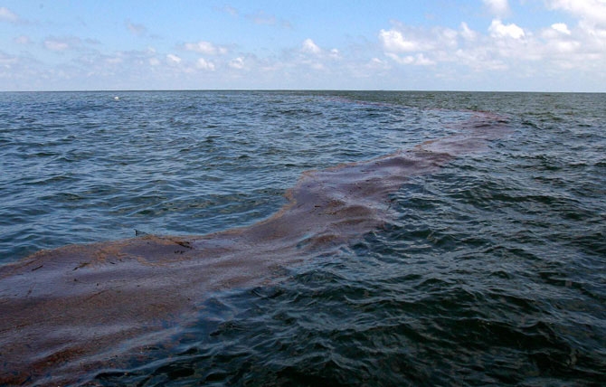 Британская BP сообщила о разливе 95 тонн нефти в Северном море