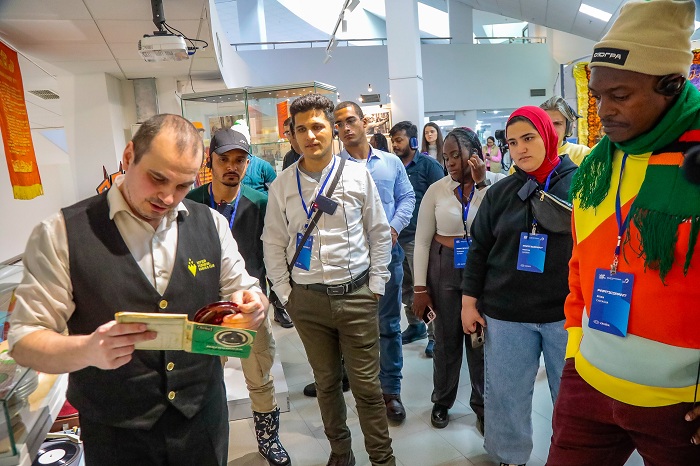 внутренний совместитель и внешний совместитель. охрана труда приколы. организация есть дело. имидж организации. организация есть дело.