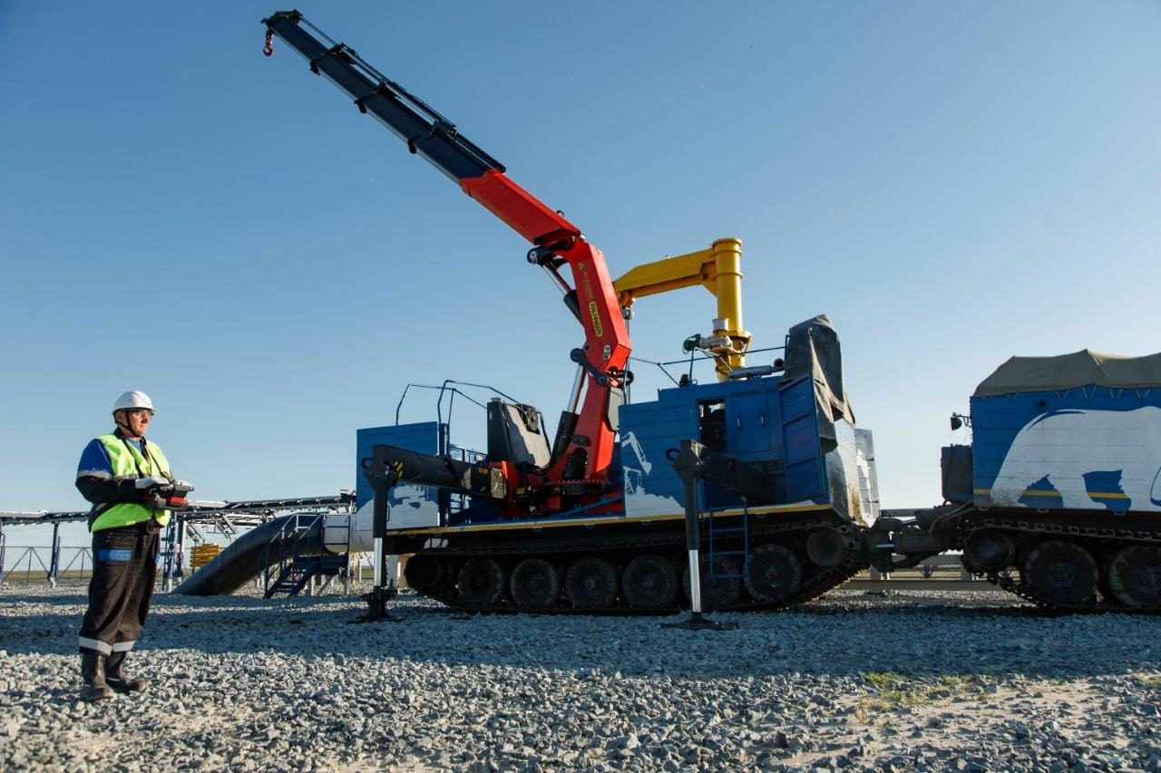 «Газпромнефть-Ямал» взял на вооружение новый российский вездеход-амфибию