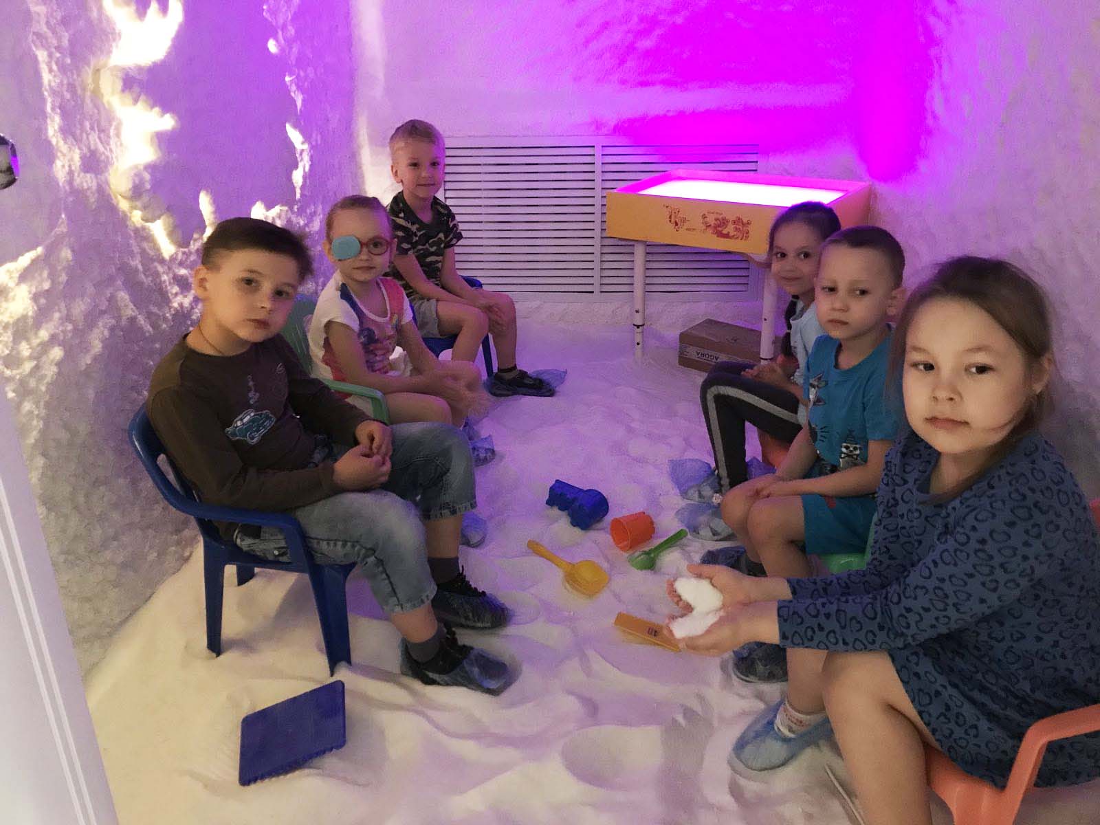 В Лангепасе при поддержке ЛУКОЙЛа в детском саду открылась соляная комната